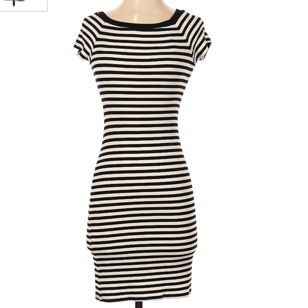 NWT Monteau Black White Striped Dress Short Sleeve Women’s XS Fitted Bodycon New